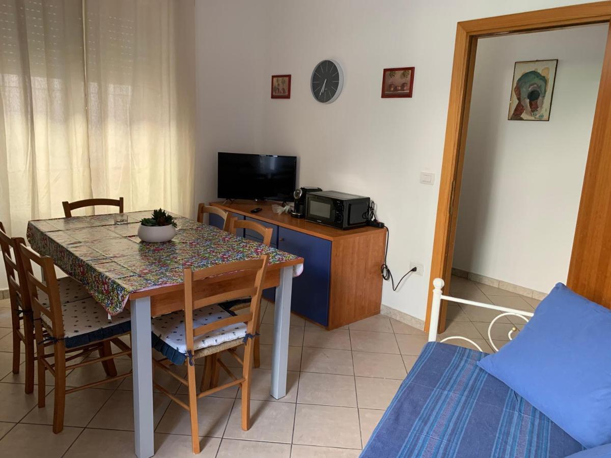 Casa Ziu Juanne Apartment Orosei Bagian luar foto